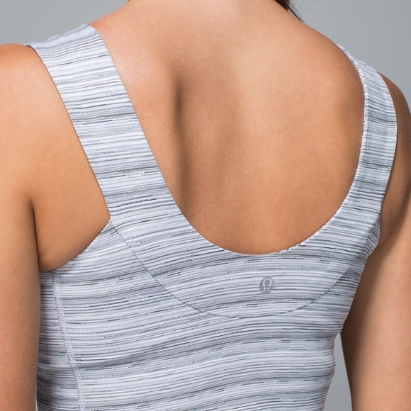 Lululemon grey striped scoop neck tank top with built in bra size 6 - Picture 1 of 7